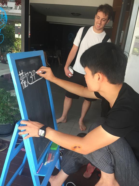 Zoe Hostel Chiang Mai Dış mekan fotoğraf